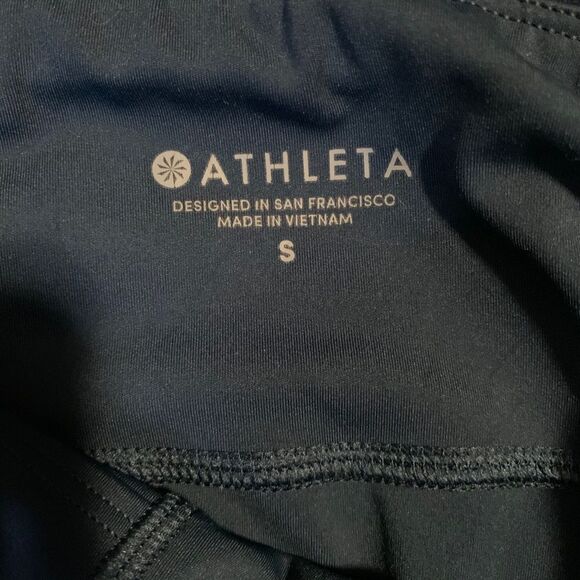 Athleta Abstract Patterned Crop Leggings - Picture 6 of 10